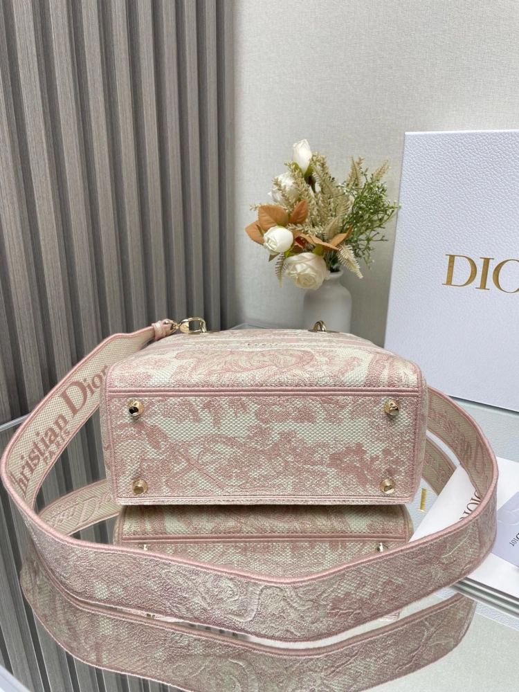 Dior Lady Embroidered Dior Bag
