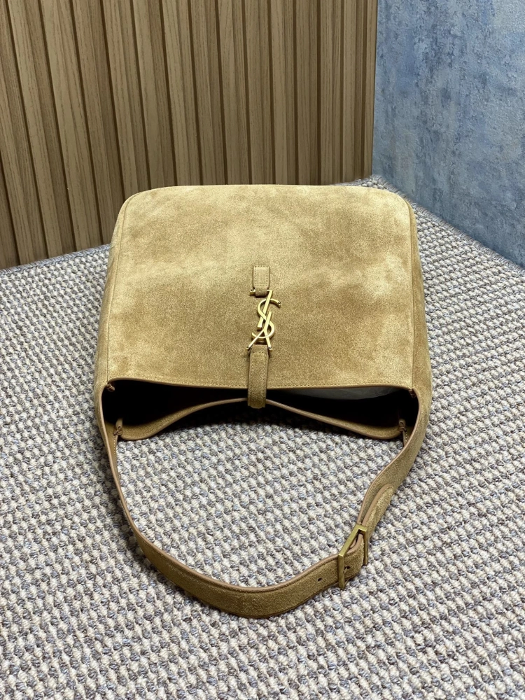 P780 YSL