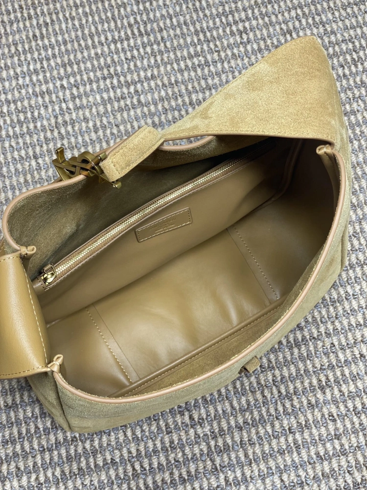 P780 YSL