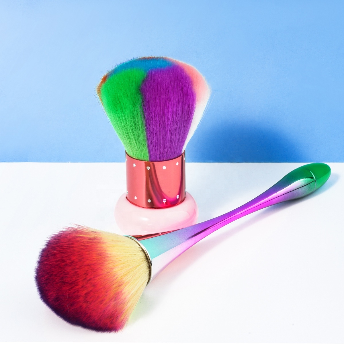Professional Nail Brush Manufacturer Low MOQ  Rainbow Metal Handle Nail Brush Cleaning Nail Dust Brush
