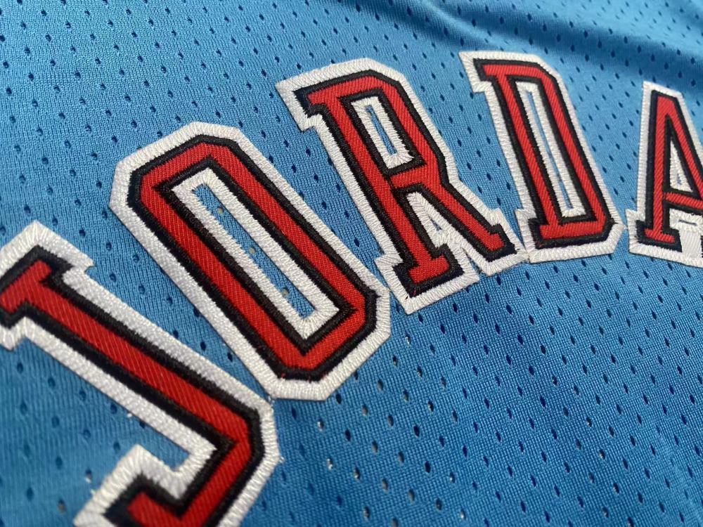 NBA Chicago Bulls #23 Michael Jordan Men's M&N Azul Celeste Embroidery Jersey
