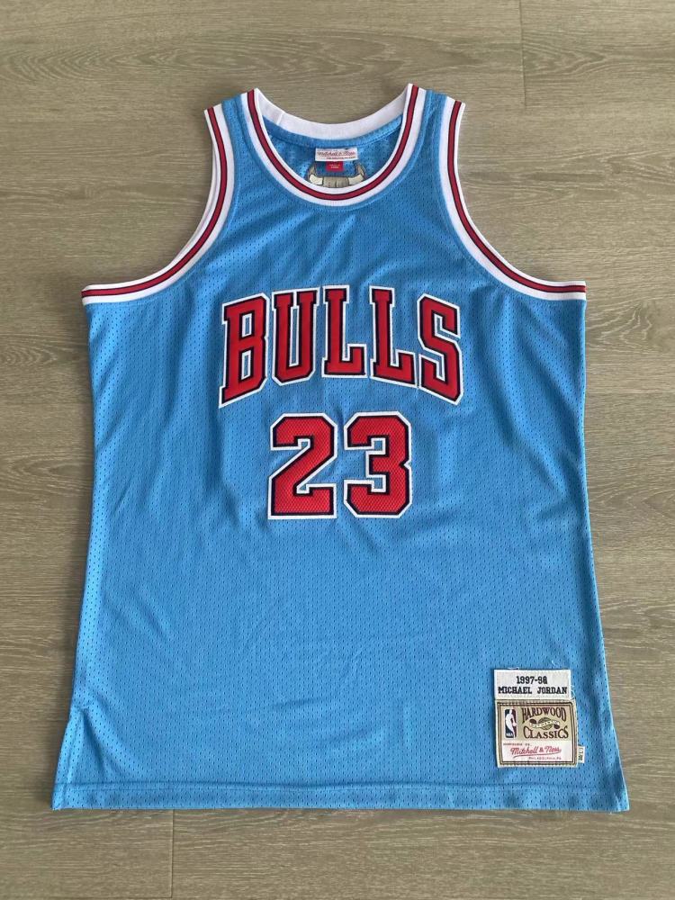 NBA Chicago Bulls #23 Michael Jordan Men's M&N Azul Celeste Embroidery Jersey