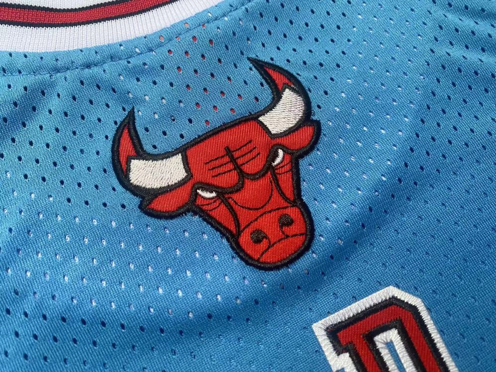 NBA Chicago Bulls #23 Michael Jordan Men's M&N Azul Celeste Embroidery Jersey