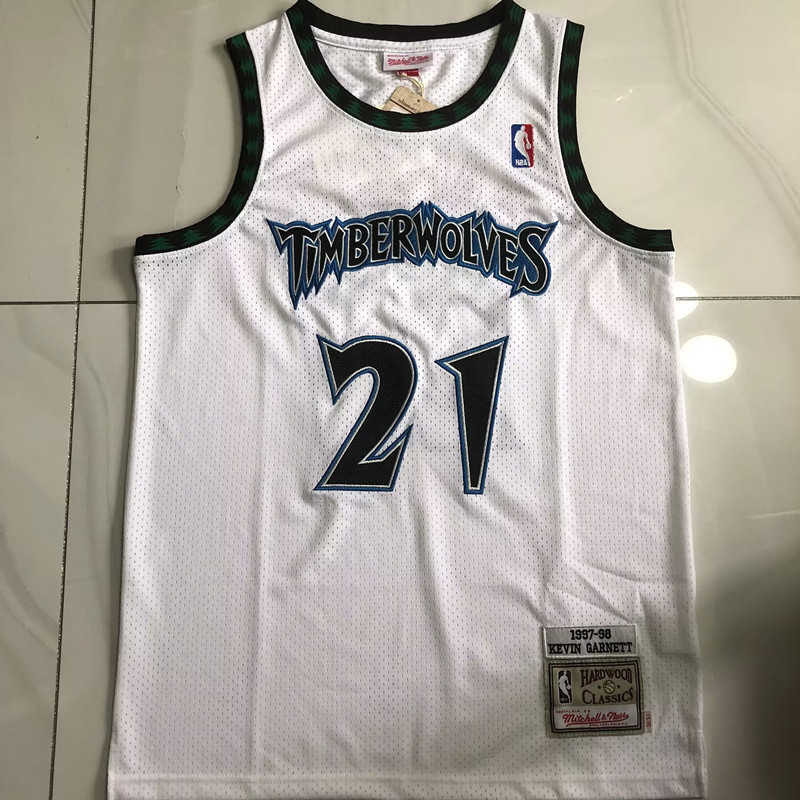 NBA Minnesota Timberwolves #21 Kevin Garnett Men's M&N 1997-98 Classic Embroidery White Jersey