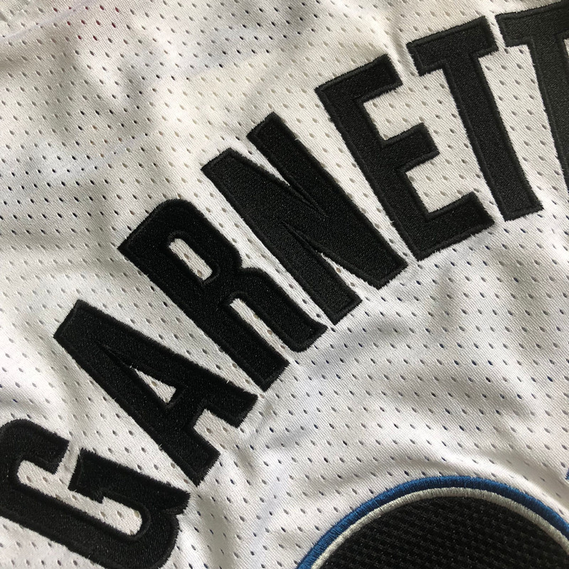 NBA Minnesota Timberwolves #21 Kevin Garnett Men's M&N 1997-98 Classic Embroidery White Jersey