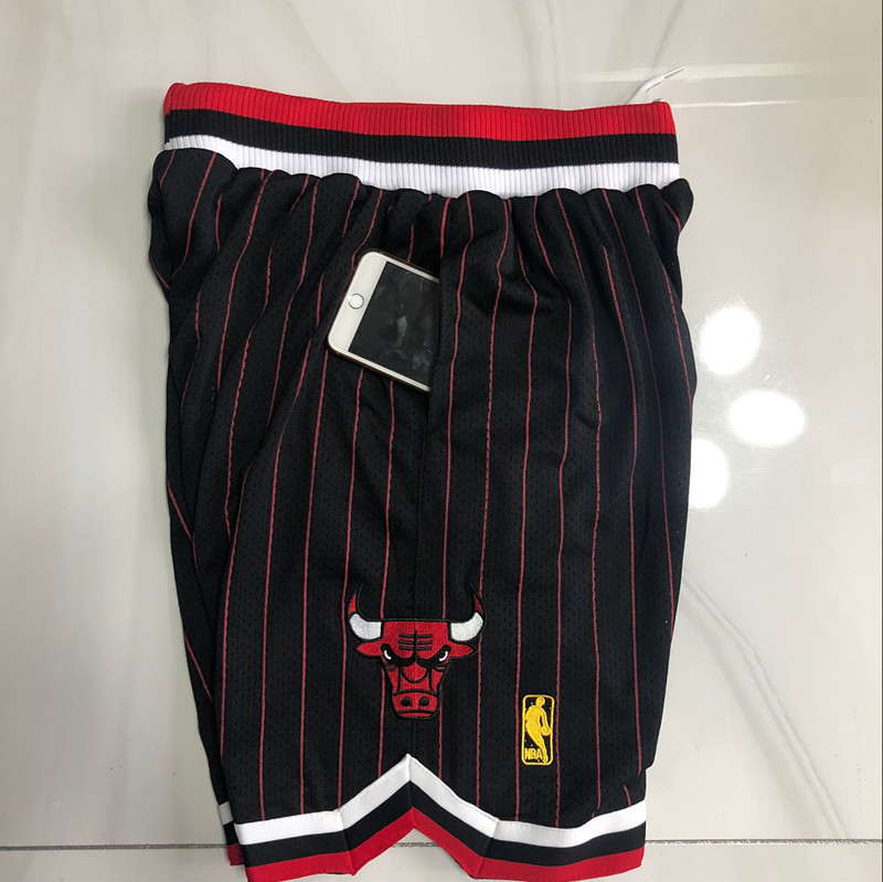 Men's NBA Chicago Bulls Mitchell & Ness Alternate Embroidery Shorts