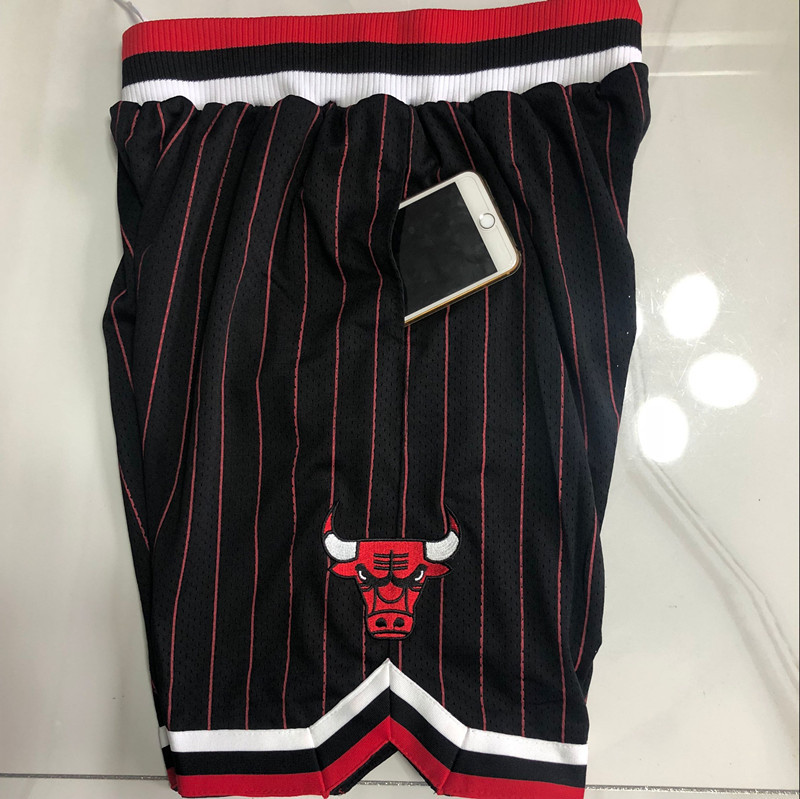 Men's NBA Chicago Bulls Mitchell & Ness Alternate Embroidery Shorts
