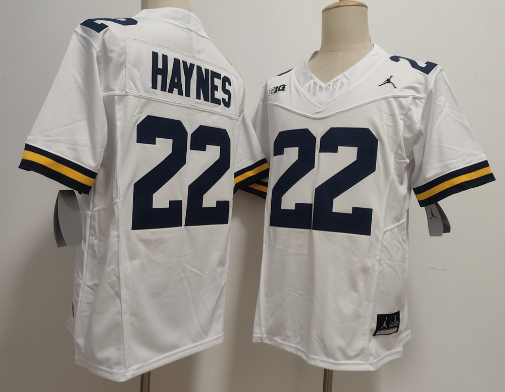 Men's NCAA Michigan Wolverines #22 Justice Haynes White F.U.S.E Football Stitched Jersey