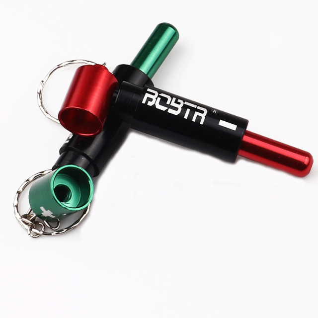 Portable Battery Shape Metal Smoking Pipe Keychain – Detachable Mini Herb Pipe