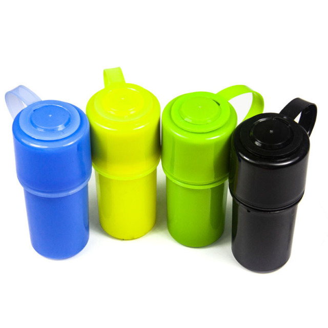 Plastic Herb Grinder Storage Container with Handle – 2-in-1 Herb Crusher and Stash Jar, Portable Airtight Design