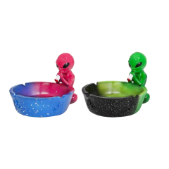 Resin Alien Ashtray – Creative Figurine Design, 110×95×37mm,