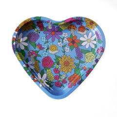 Heart-Shaped Metal Rolling Tray – 18×16.5cm, Creative Love Design