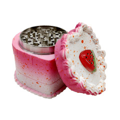 Cute Cake Shape Grinder – Strawberry Heart Design Zinc Alloy & Plastic Herb Grinder