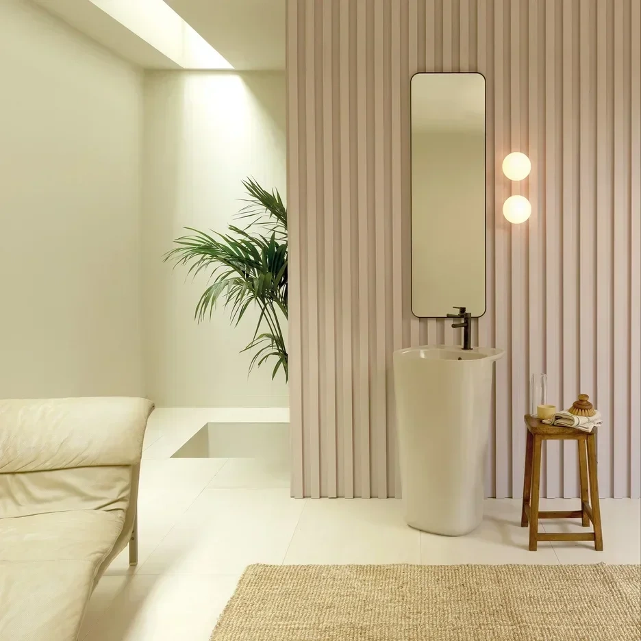 Modern White Wall Lamp Ball Glass Wall Sconce for Home Bathroom Mirror Living Room Bedroom Wall Decorative Interior Light