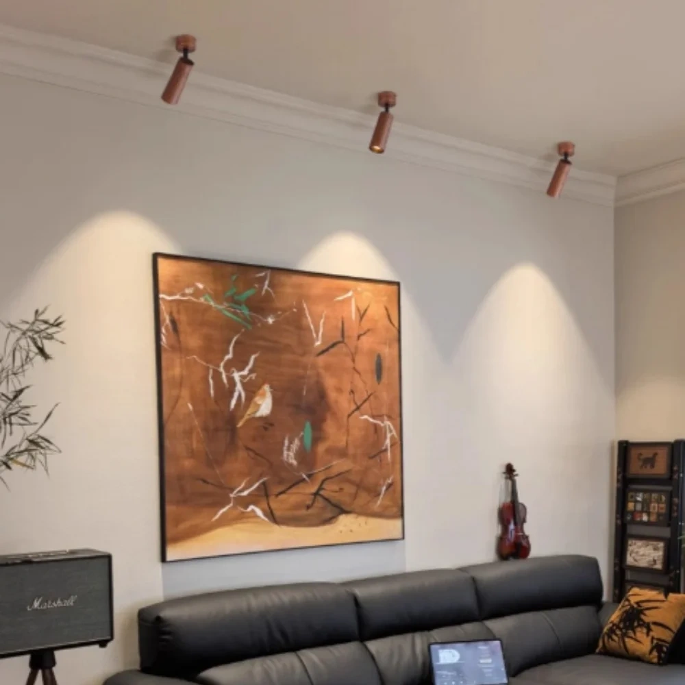 Anti-glare LED ceiling light for interior lighting