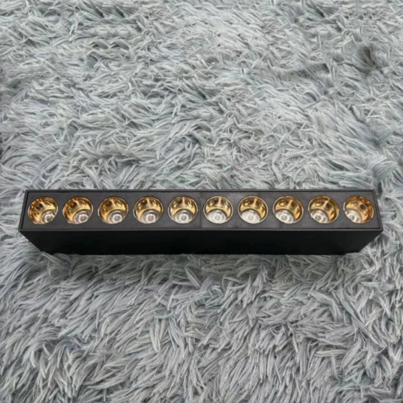 Surface mounted floodlight/spotlight line spotlights with non perforated ceiling design 10W20W, 85-265V