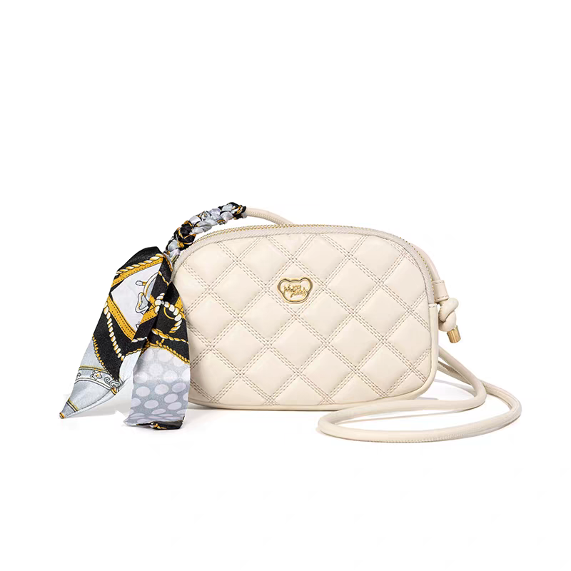 NOISY TEDDY 25-year-old new trendy diamond-shaped ladies' handbag with high-quality texture, suitable for various occasions, perfect for carrying.
