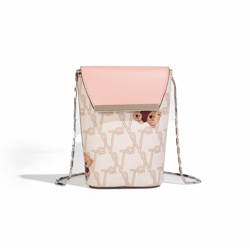 NOISY TEDDY 2023 New Fashion Trendy Compact and Cute Women's Chain Shoulder Crossbody Bag, Versatile