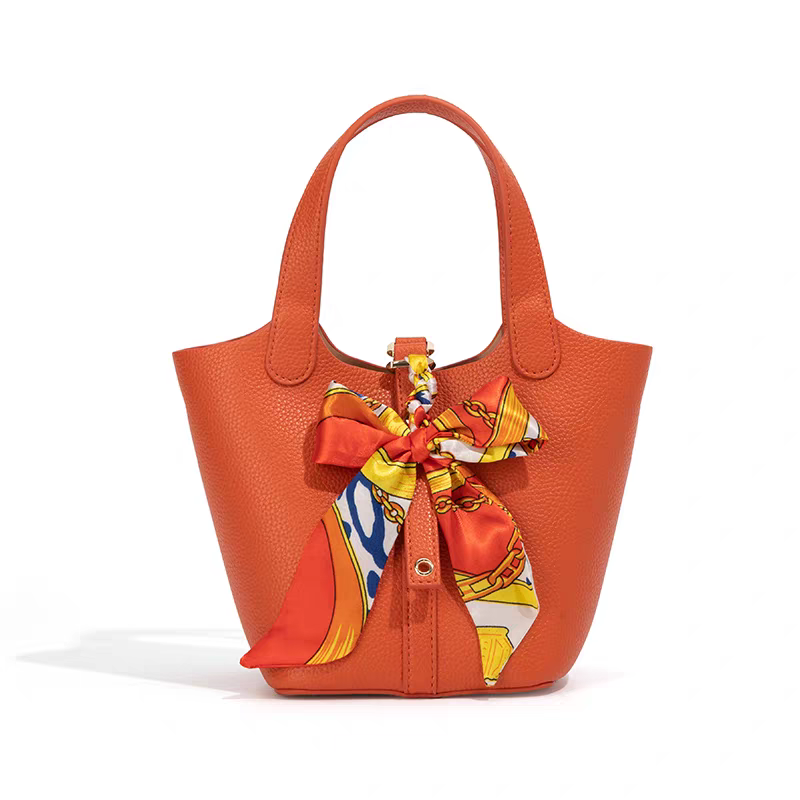 NOISY TEDDY25 New high-end and fashionable silk scarf handbag, large capacity bucket bag, versatile