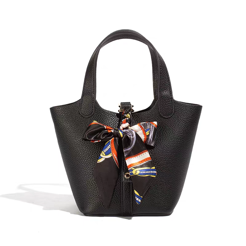 NOISY TEDDY25 New high-end and fashionable silk scarf handbag, large capacity bucket bag, versatile