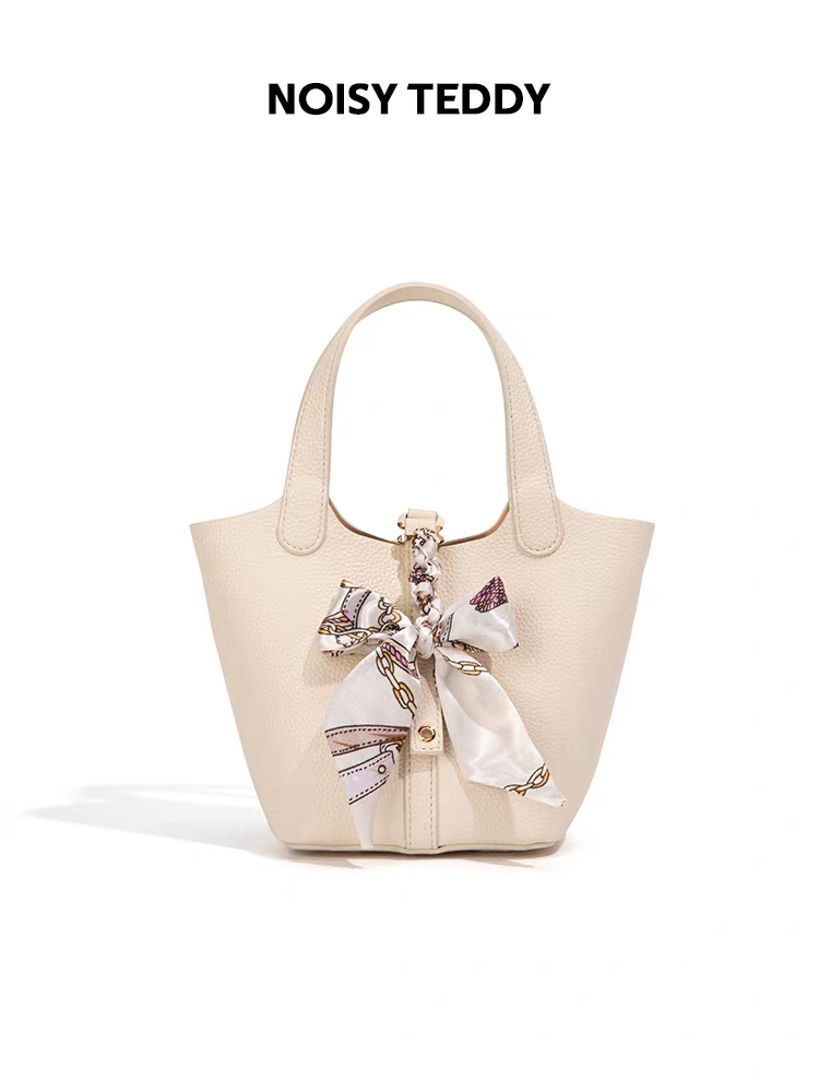 NOISY TEDDY25 New high-end and fashionable silk scarf handbag, large capacity bucket bag, versatile