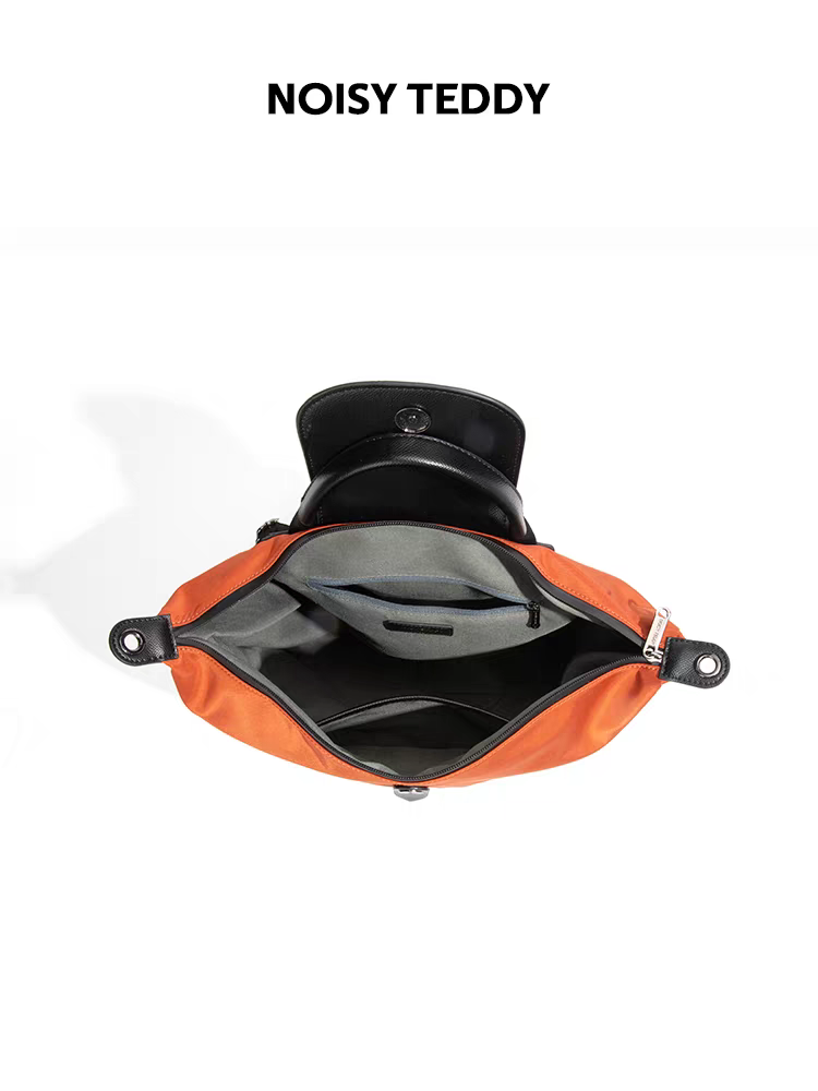 NOISY TEDDY25 new stylish and simple solid color backpack for commuting, large capacity, lightweight and versatile