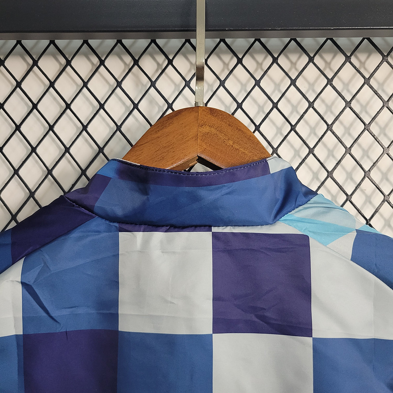 23-24 Windbreaker Manchester City