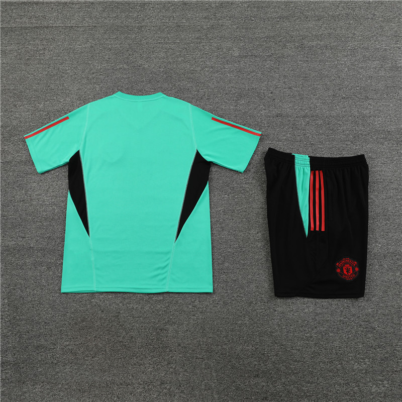 23-24 Manchester United training short-sleeved suit