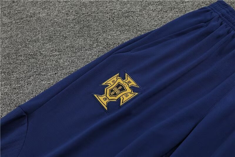 2023-2024 Portugal Half Pull Training Wear Green Football Shirt Set 1:1 Thai Quality