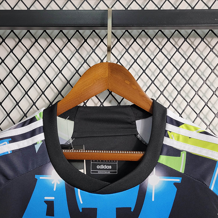 23-24  football Atlanta Two Guest