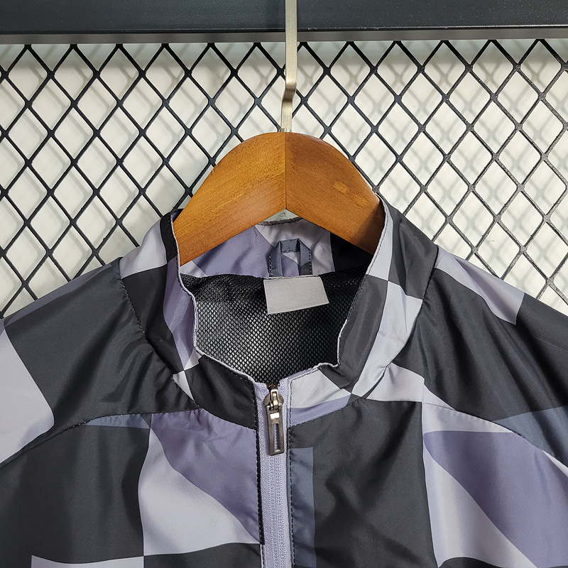 23-24 Windbreaker Manchester City