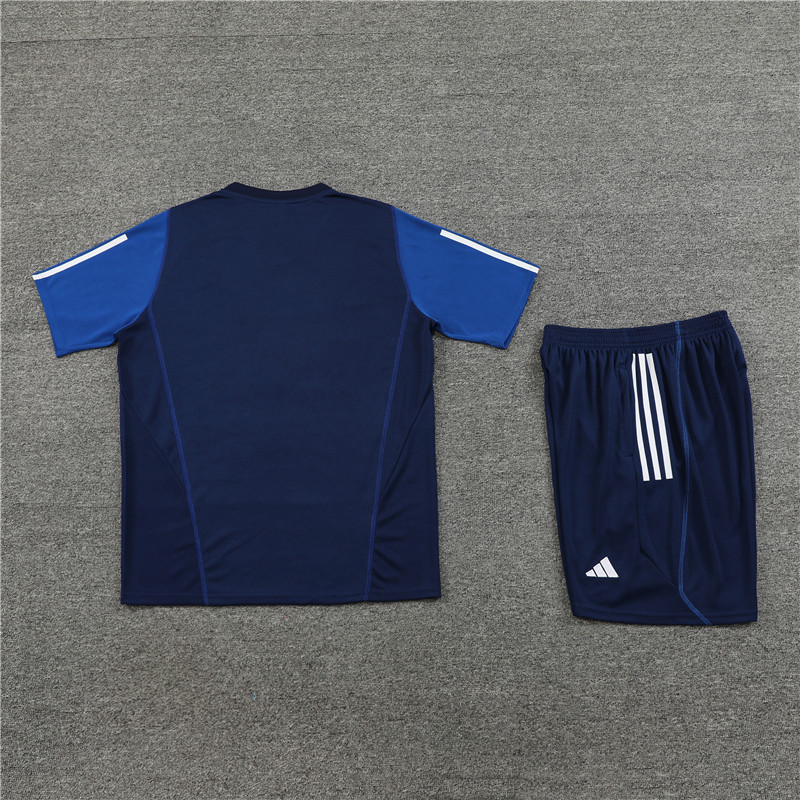 23-24-Short-sleeved training uniform Manchester United royal blue