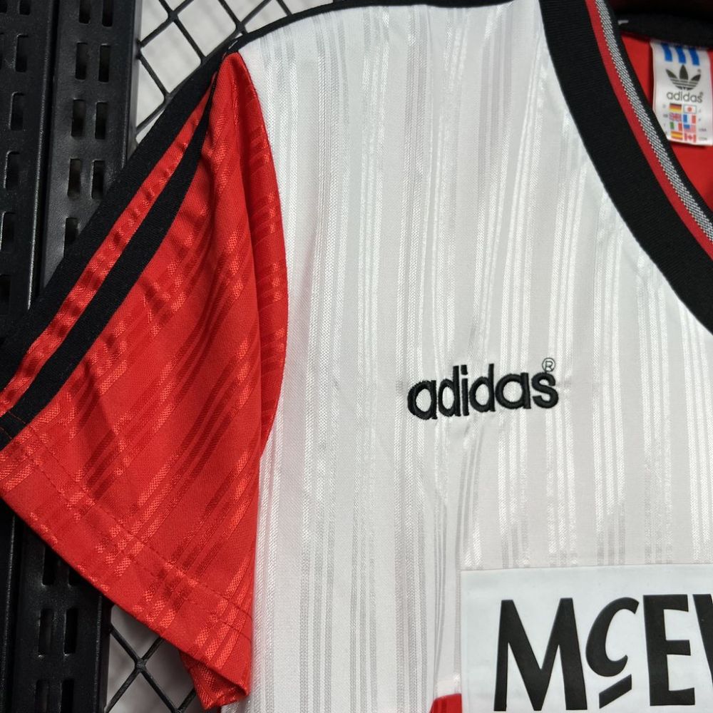 Retro 1995-96 Rangers away football jersey Retro