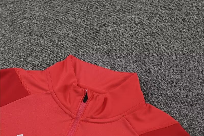 2023/2024 Bayern half-pull training uniform red set