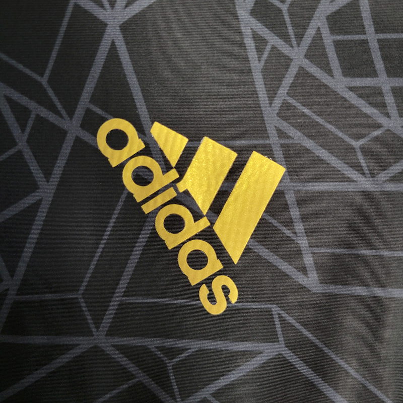 23-24 Windbreaker Manchester United