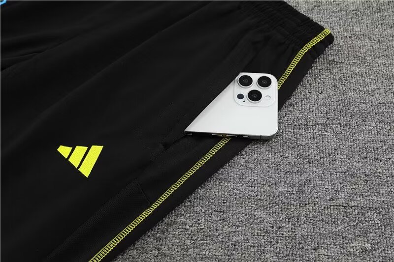 2023/2024 Arsenal Training Wear Light Blue Football Shirt 1:1 Thai Quality Suit?