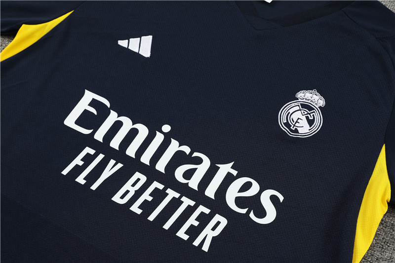 23-24 Real Madrid training short-sleeved suit