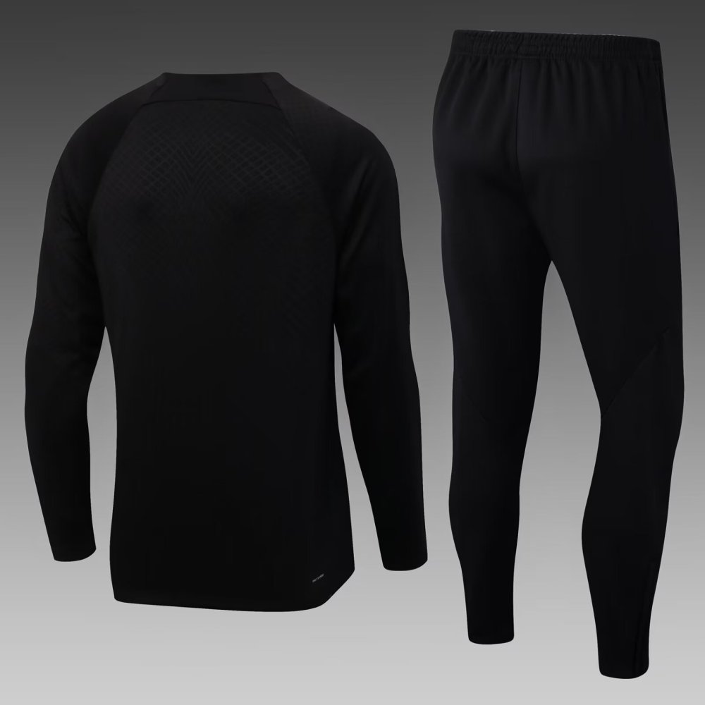 2022/2023 Paris Saint-Germain half-pull training suit black package