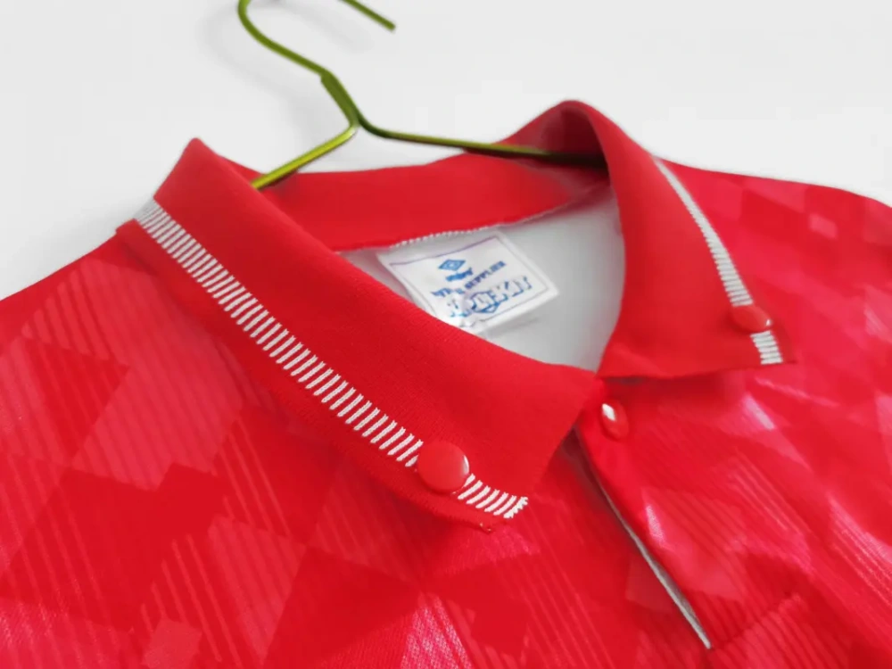 retro 1990-92 Wales home retro football jersey Fan version