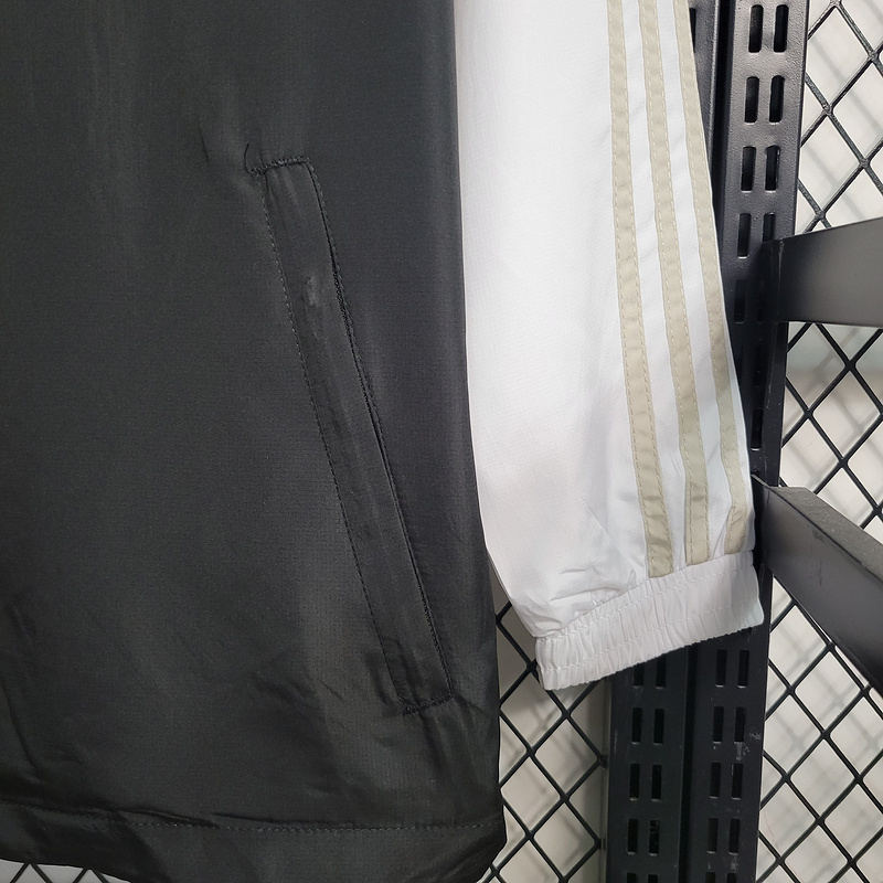 23-24 Windbreaker Juventus