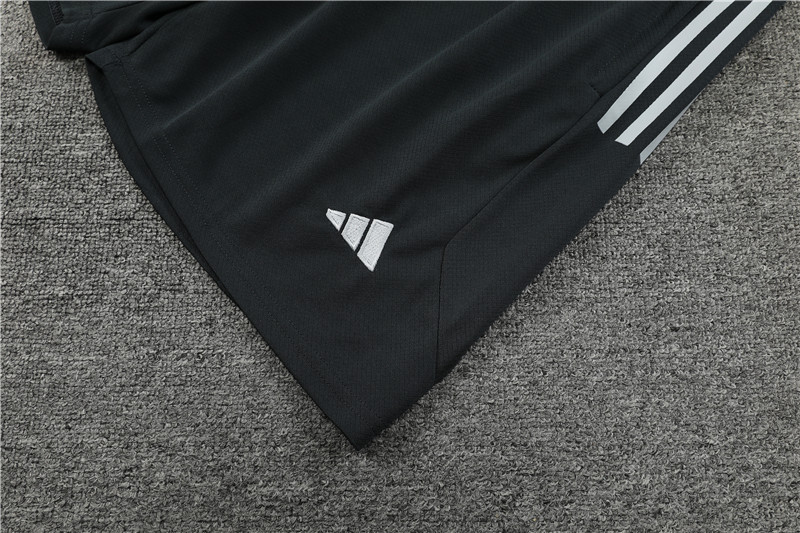 23-24 Juventus short-sleeved training jersey