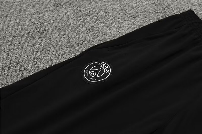 2023/2024 Paris Saint-Germain half-pull training suit white suit