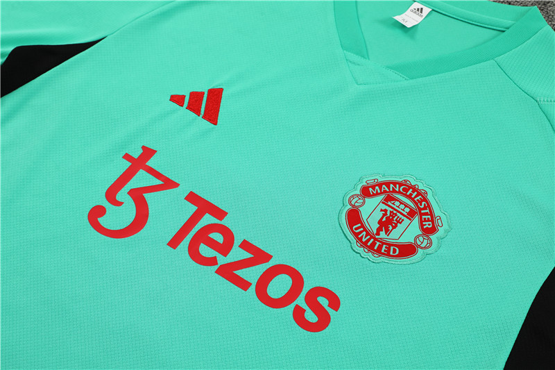 23-24 Manchester United training short-sleeved suit