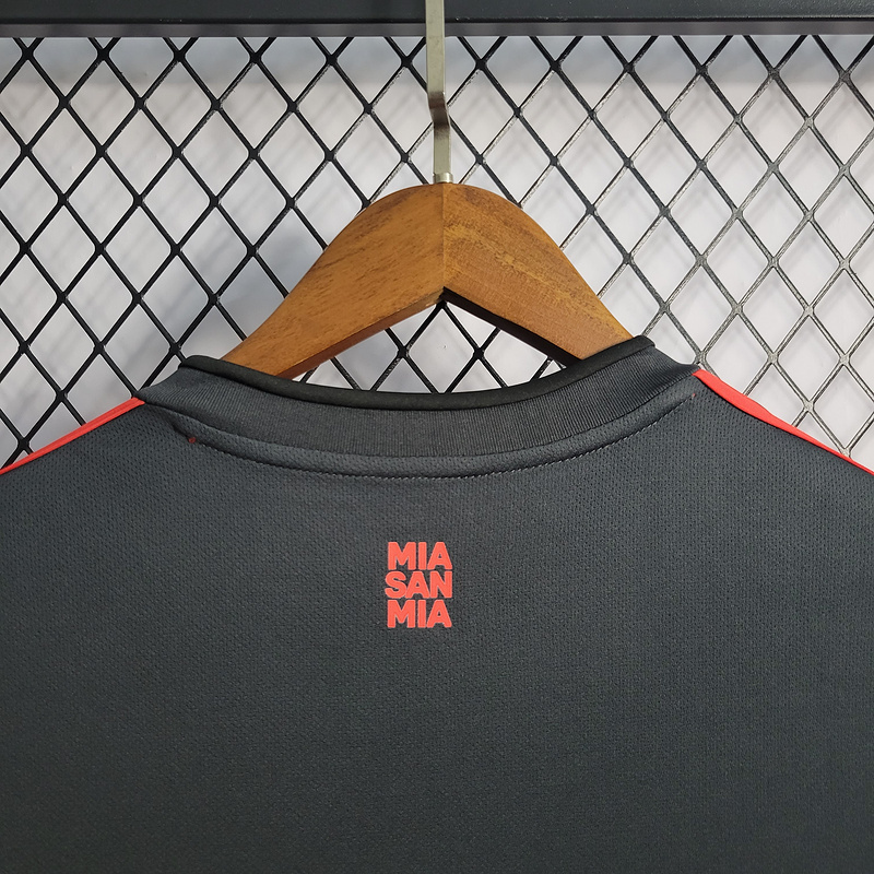 22-23 Bayern Munich away