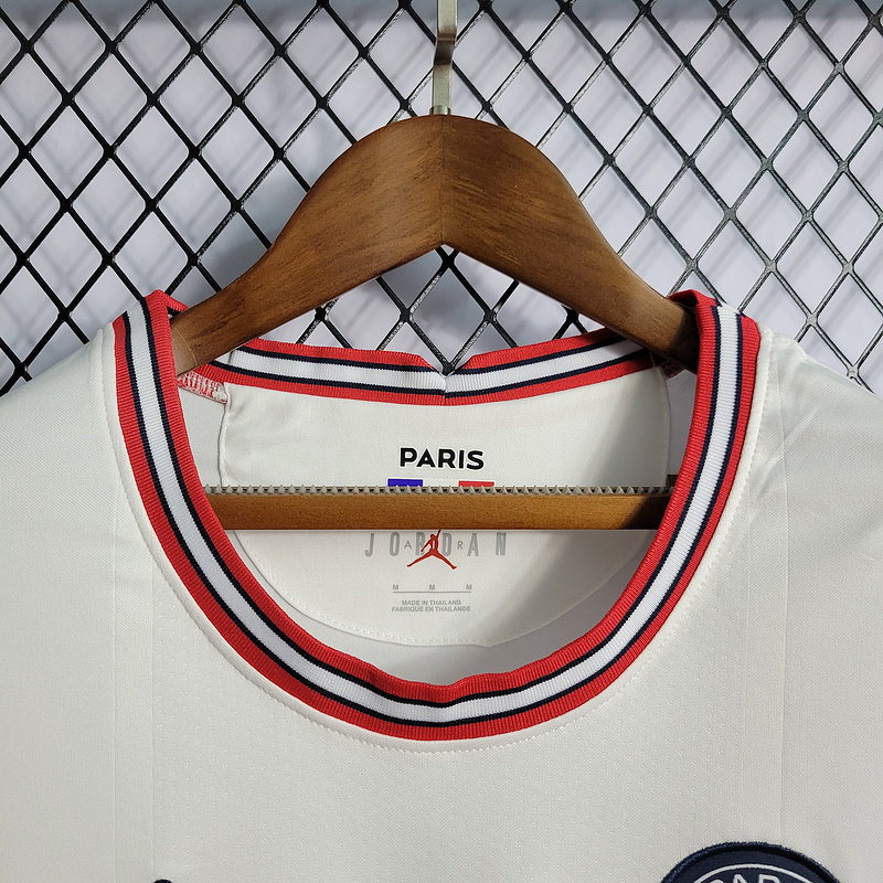 21-22 PSG woman fourth away