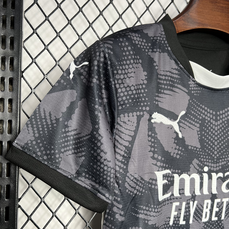 2024-25 AC Milan Goleiro KIDS Football jersey