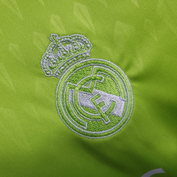 2023-24 Kids Real Madrid Green Goalkeeper  COURTOIS Football jersey