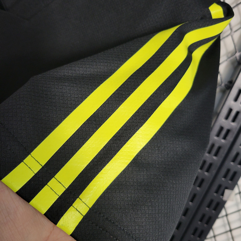 23-24 Arsenal Black Training Shirt