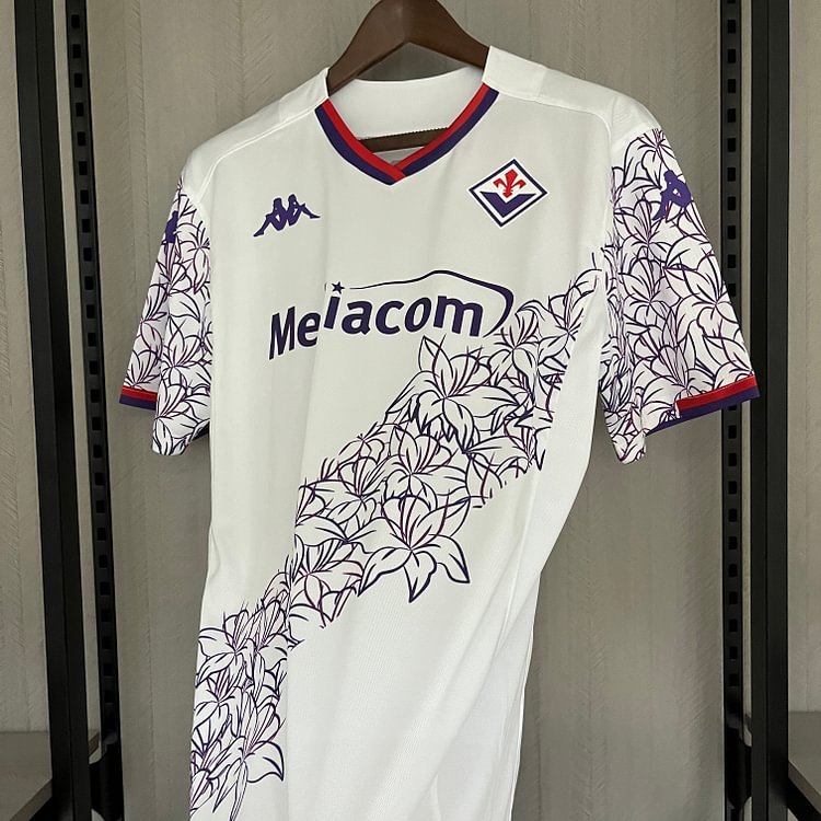 2023-24 Fiorentina away