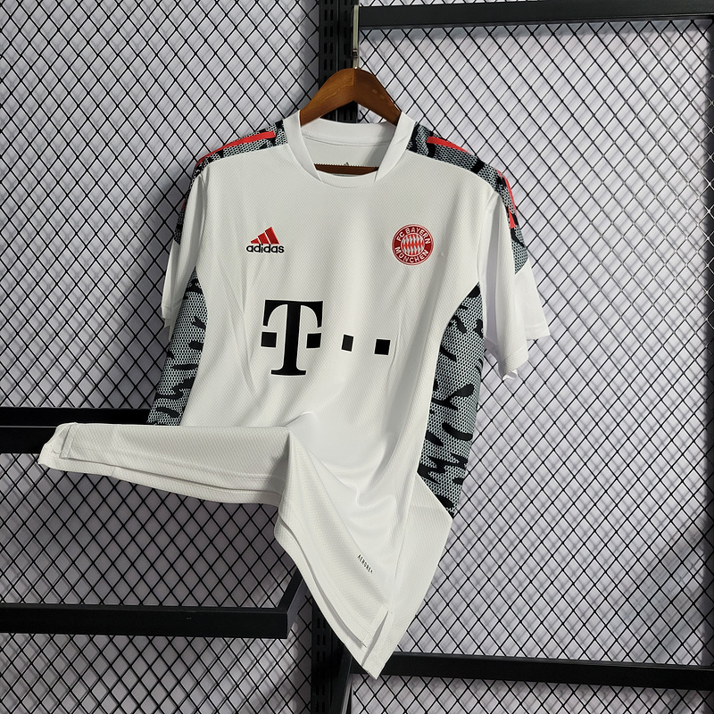 2021-22 Bayern Munich training suit white